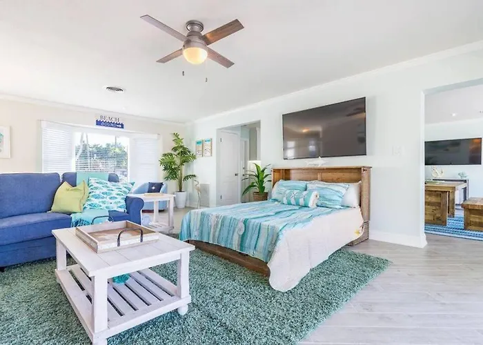 Island Paradise 3 Bed Waterfront/heated Pool