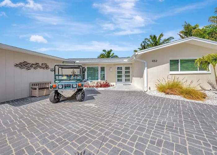 Island Paradise 3 Bed Waterfront/heated Pool * Clearwater Beach