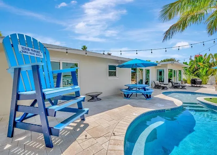 Island Paradise 3 Bed Waterfront/heated Pool Ferienhaus