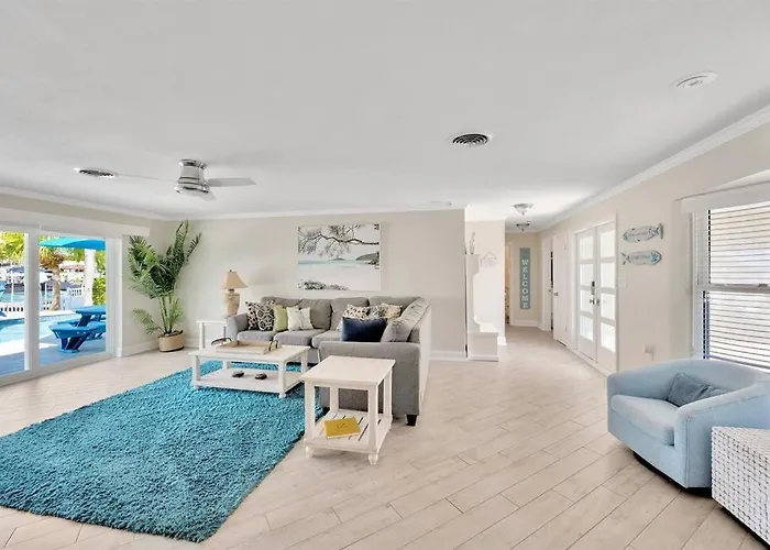 Island Paradise 3 Bed Waterfront/heated Pool * Clearwater Beach