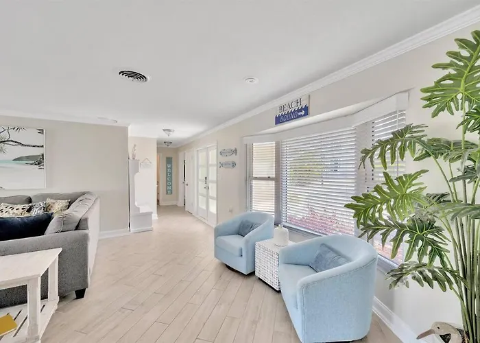 Island Paradise 3 Bed Waterfront/heated Pool Clearwater Beach