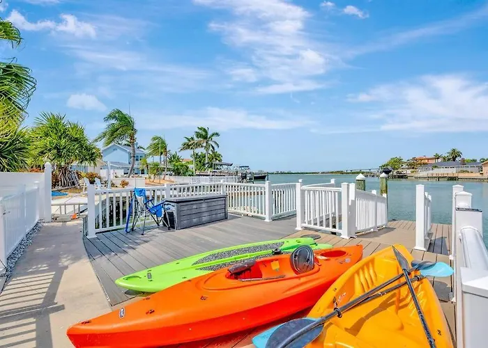 Island Paradise 3 Bed Waterfront/heated Pool Clearwater Beach